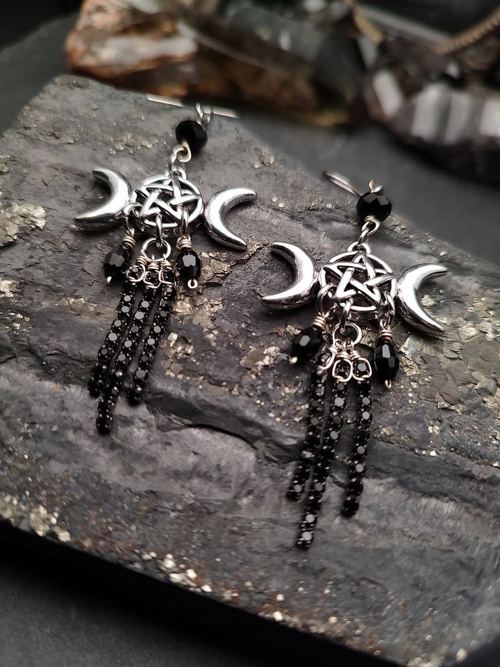 Earrings ShadowRealm - Trinity ShadowDrop product image (2)