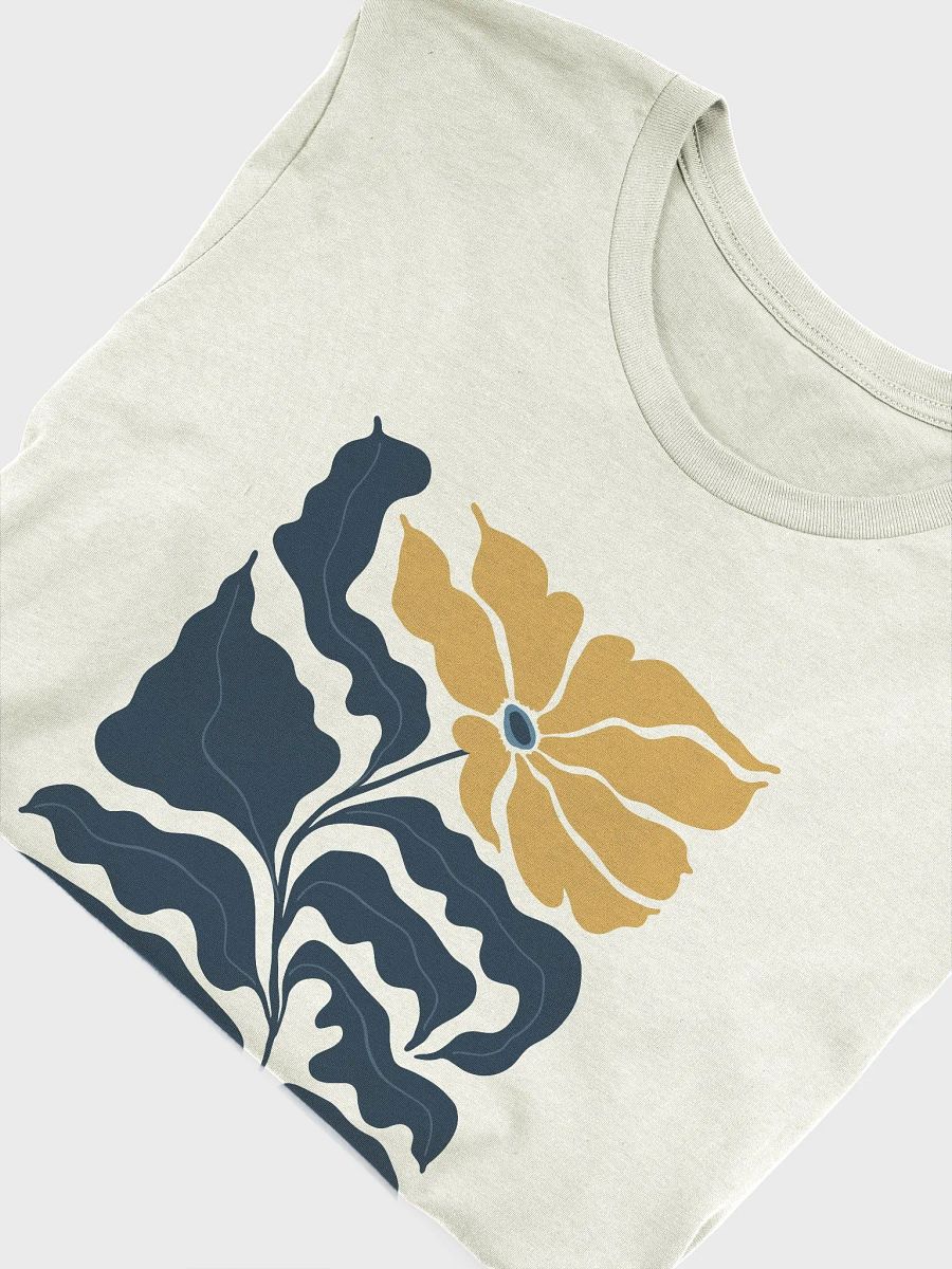 Elegance T-Shirt product image (5)