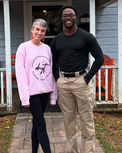 Guess what I did today!!😬🌟

Today I had the pleasure of delivering one of my cozy yet stylish dryft sweatshirts to the amazin...