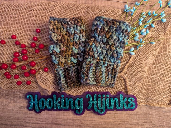 Fingerless Gloves - Green/Browns product image (1)