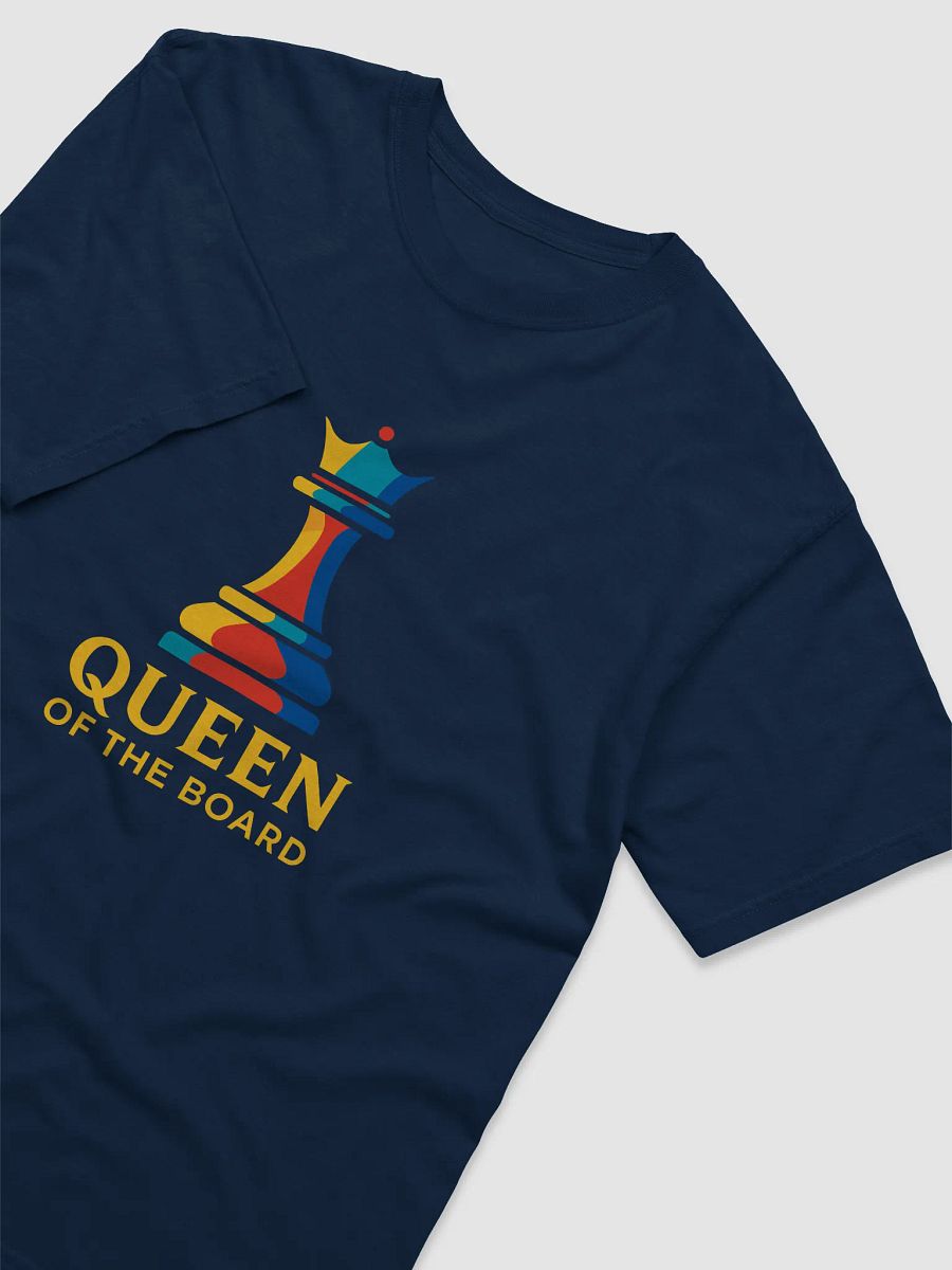 Queen of the Board - Heavyweight T-Shirt product image (3)