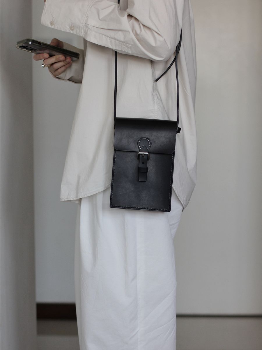 Vegetable Tanned Leather Classic Satchel – Black product image (6)