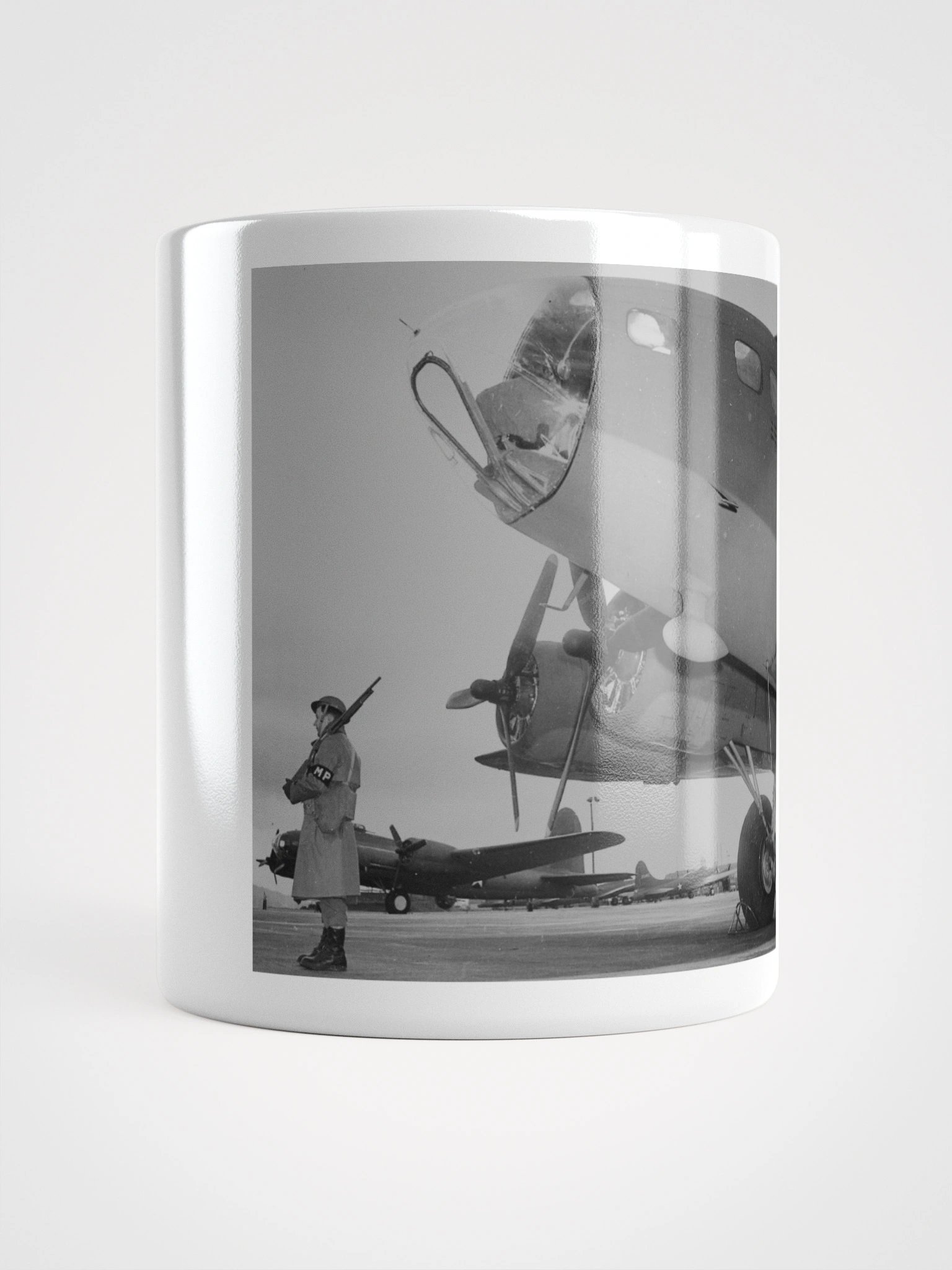 Flying Fortress (mug) product image (1)