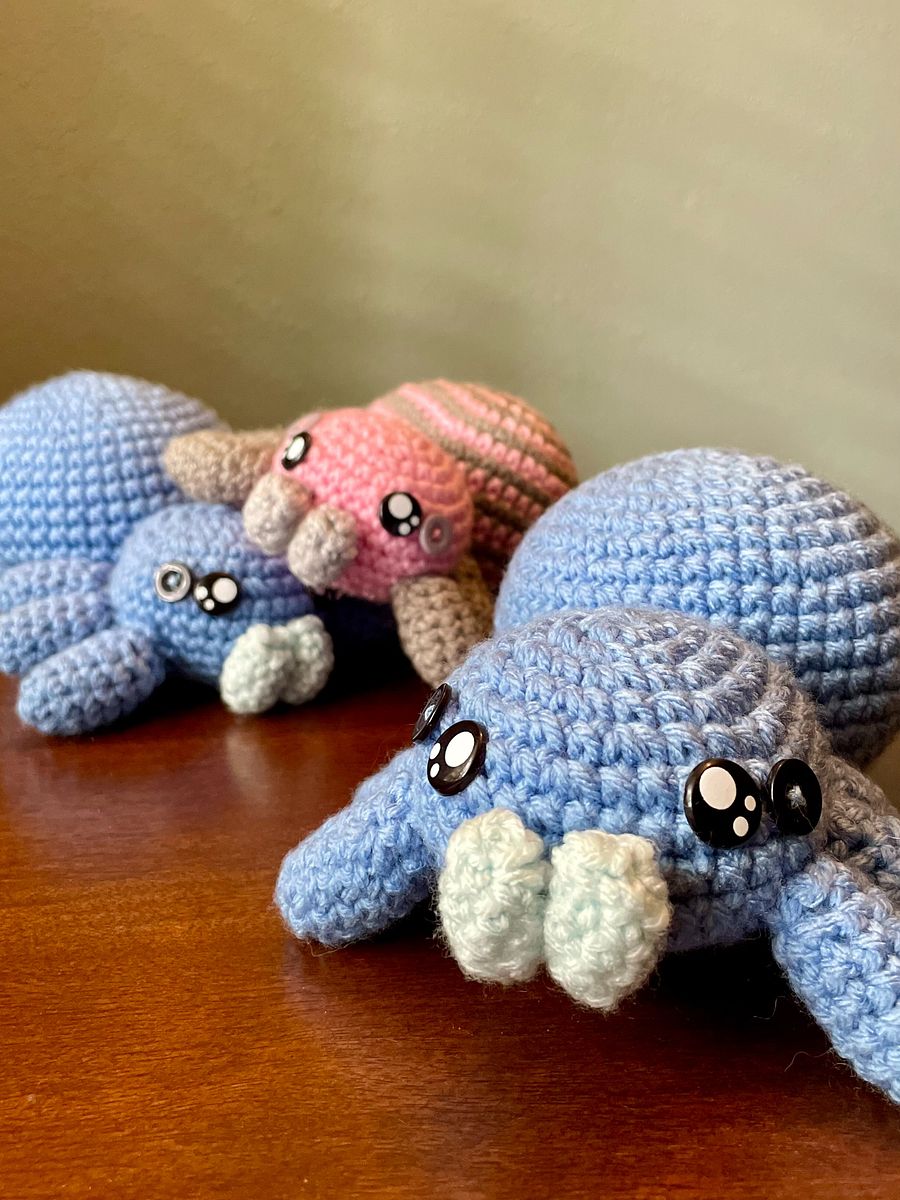 Arachknit Plush PREORDER product image (1)