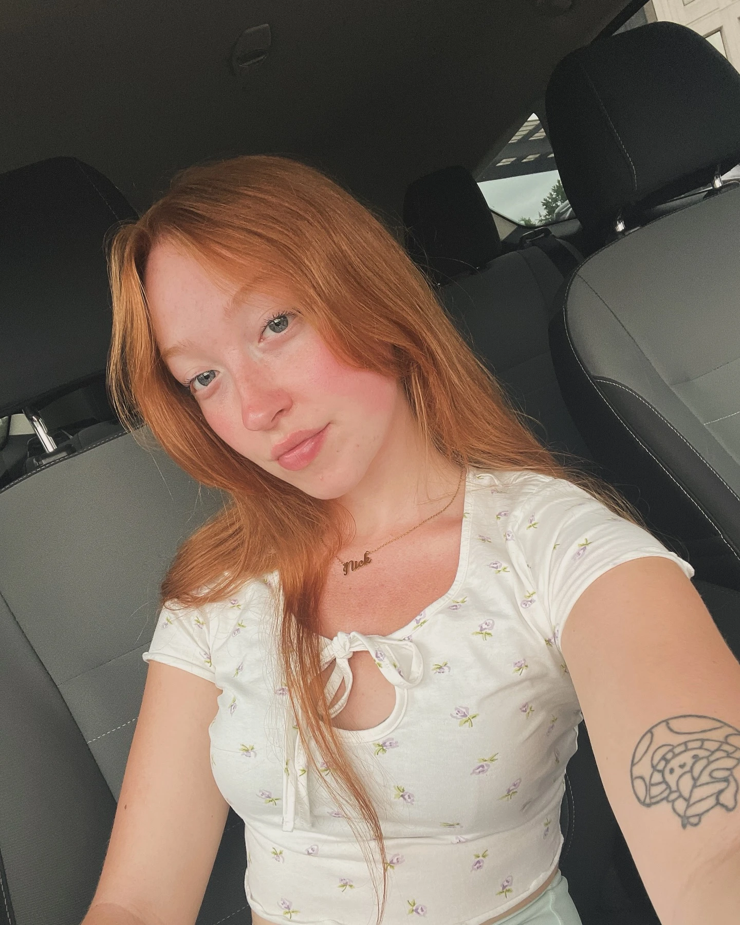 Swipe for a surprise 😯 

#michigangirls #egirl #smallstreamer  #michiganders #pcgaming #ginger #gamingpc #gingersofinstagram ...