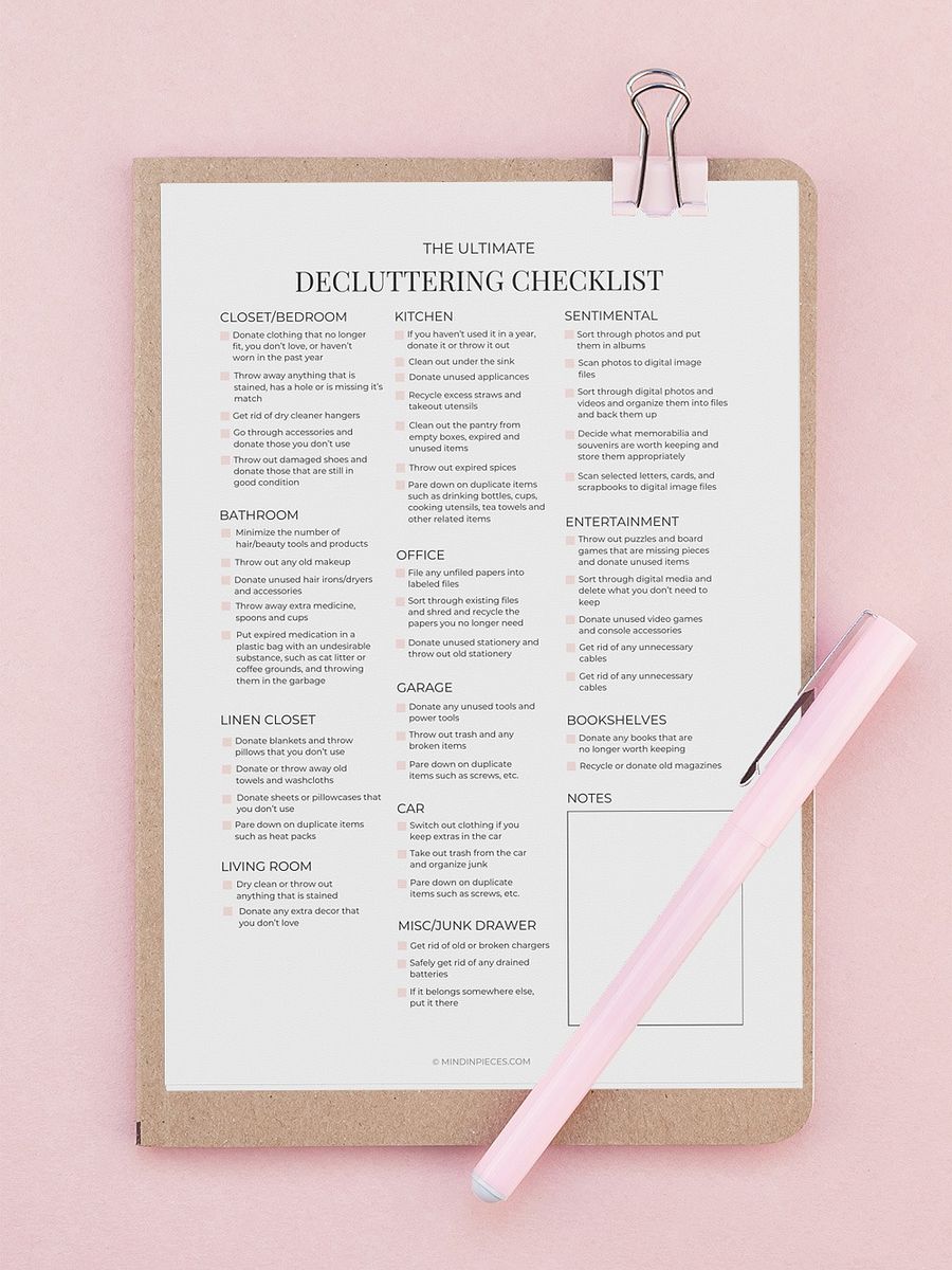 FREE Ultimate Decluttering Checklist Printable Digital Download product image (1)