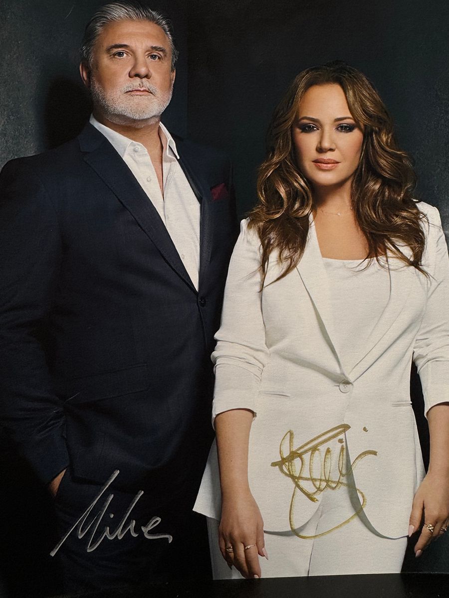 Limited Edition Leah Remini & Mike Rinder Aftermath Bobbleheads & Signed Photo by Mike & Leah product image (2)