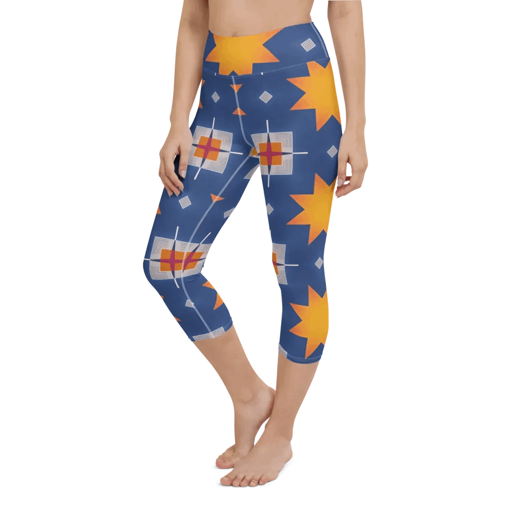 Geometric Glow Capri Leggings product image (12)