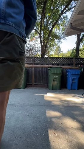 CrossFitter spots a freshly cut log and thinks…
—•—
62yo Diablo member @ted.peterson.insta  knew what to do.
 #squats #crossf...