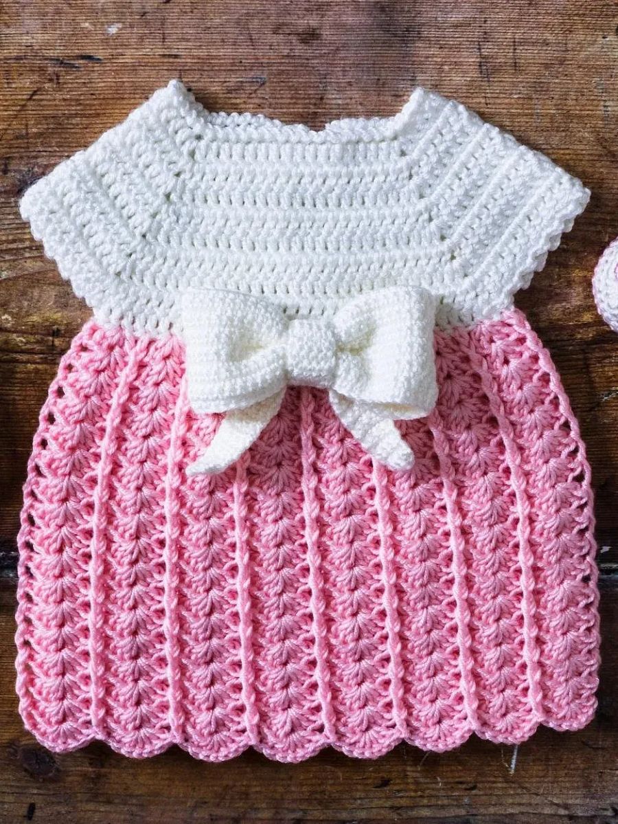 Crochet Pattern: Easy Baby Dress (with 3D Bow) product image (1)
