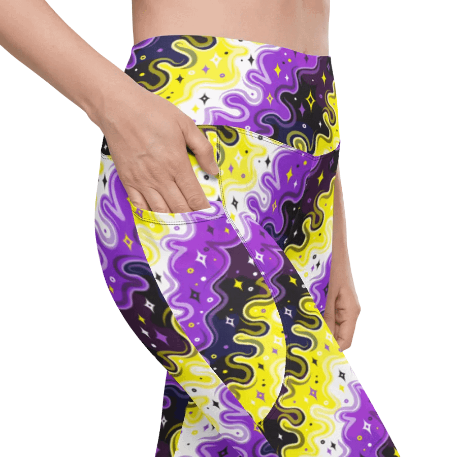 Non-Binary Pattern Pocket Leggings product image (10)