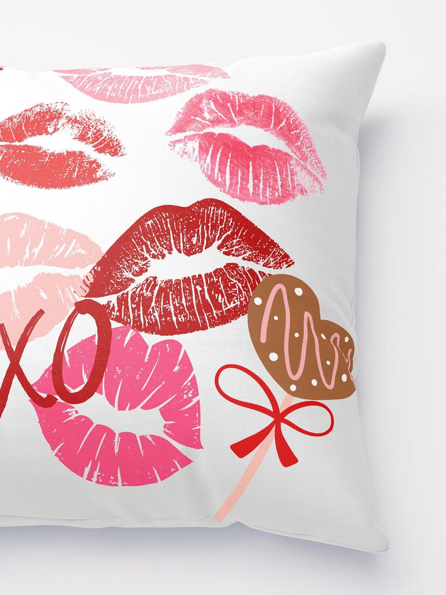 Kisses Pillow product image (2)