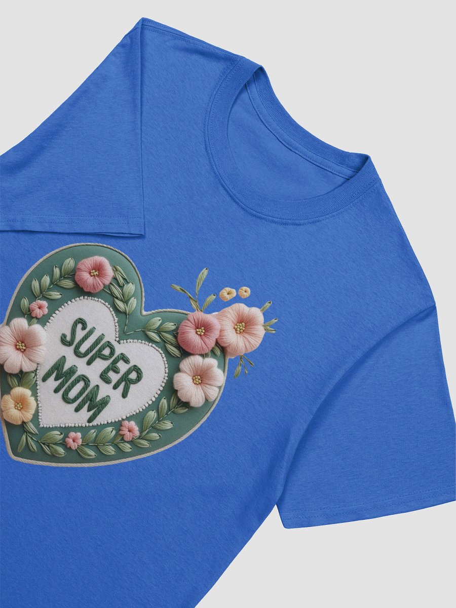 Super Mom Floral Heart T-Shirt product image (23)