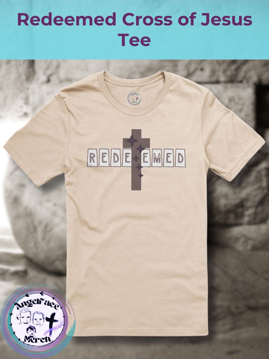 Redeemed Cross of Jesus Tee product image (1)