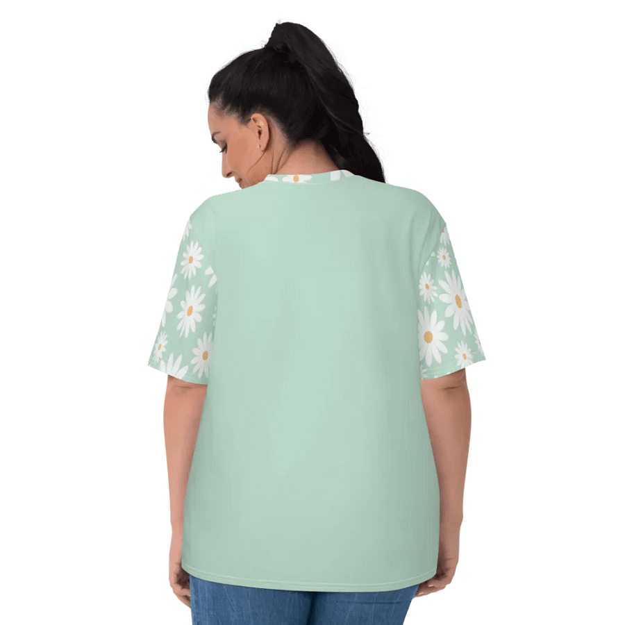 Springtime Daisy Women's T-Shirt product image (7)