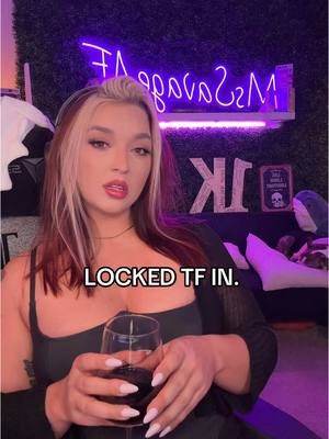 Get ready ☺️ #gamergirls #twitchstreamer #fypシ #contentcreator 