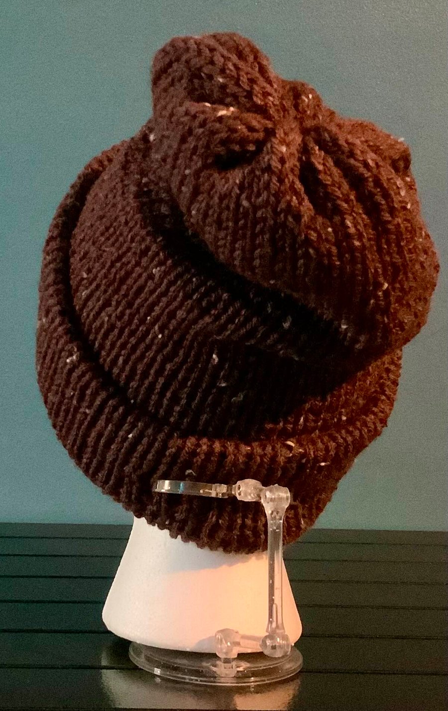 S/M Plum Fleck Hat product image (3)