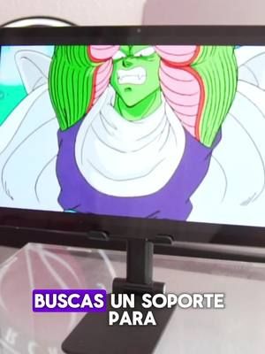 Este soporte para móvil y tablet es perfecto para viajar por lo compacto que es. Además permite ajustar la altura y ángulo de visión. También cuenta con un sistema antideslizante y ahora lo puedes conseguir por menos de 2€, así que corre que vuelan 