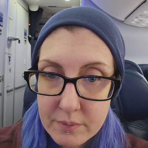 Leeeeeeavin' on a key plane... #flyinghigh #hateflying