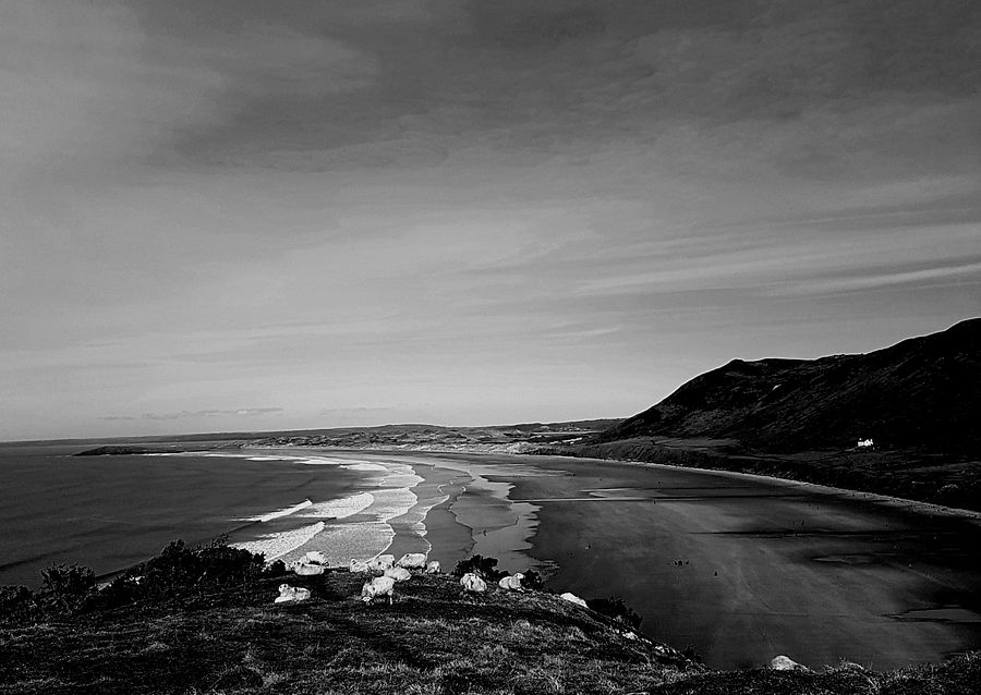 Black and White Rhossili product image (1)