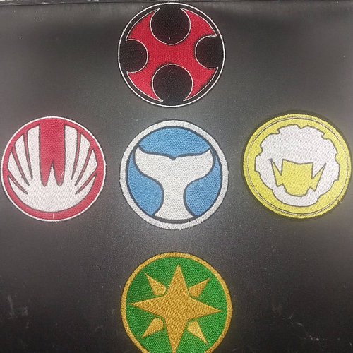 Ninja storm symbols are looking amazing 
You can now order some of your favorite member symbols 

#Hurricanger #powerrangerni...