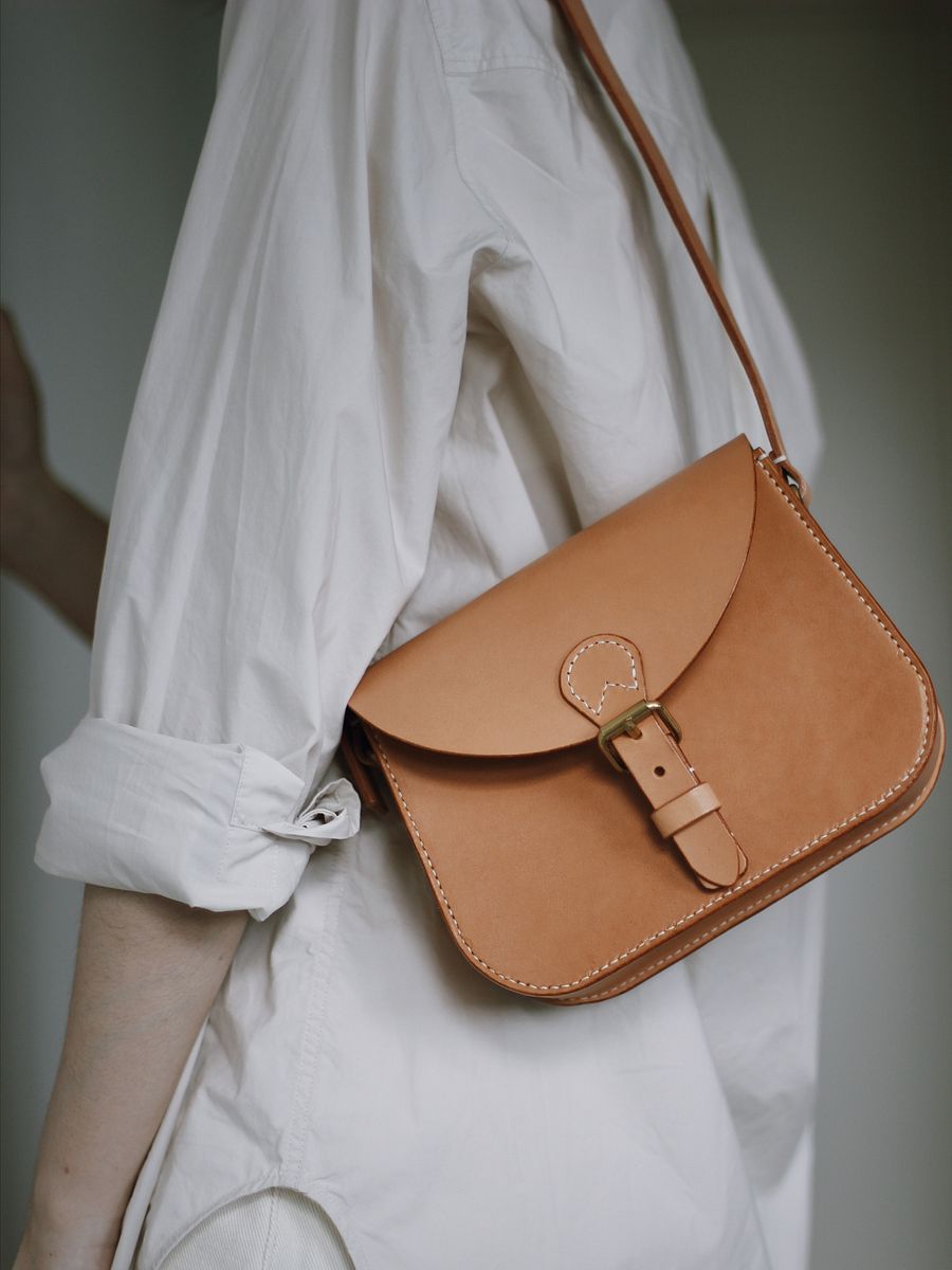 Vegetable Tanned Leather Saddle Bag - Small product image (4)