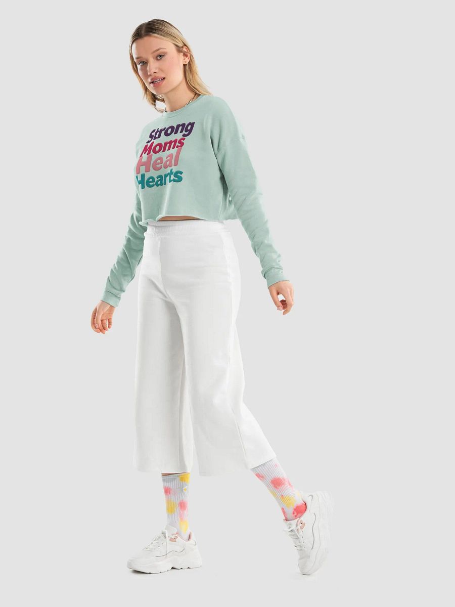Strong Moms Heal Hearts Crop Sweatshirt product image (35)