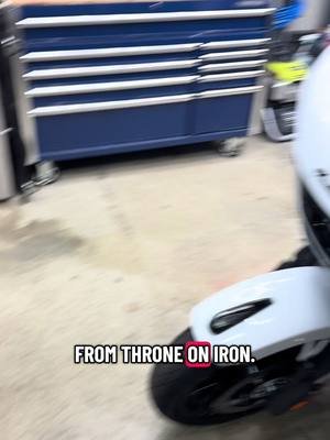 🔥 BLACK FRIDAY IS LIVE! 🔥 10% OFF everything + FREE SHIPPING after $75 Get your orders in early — shipping delays hit hard in December. 👇 Shop now: 👉 shop.throttleandiron.com #ThrottleAndIron #BlackFridayDeals #MotorcycleLife #IndianMotorcycle #HarleyDavidson 