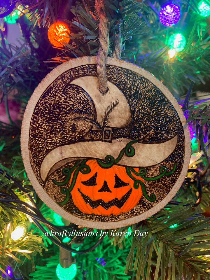 Pumpkin Witch - Ornament - GW product image (1)