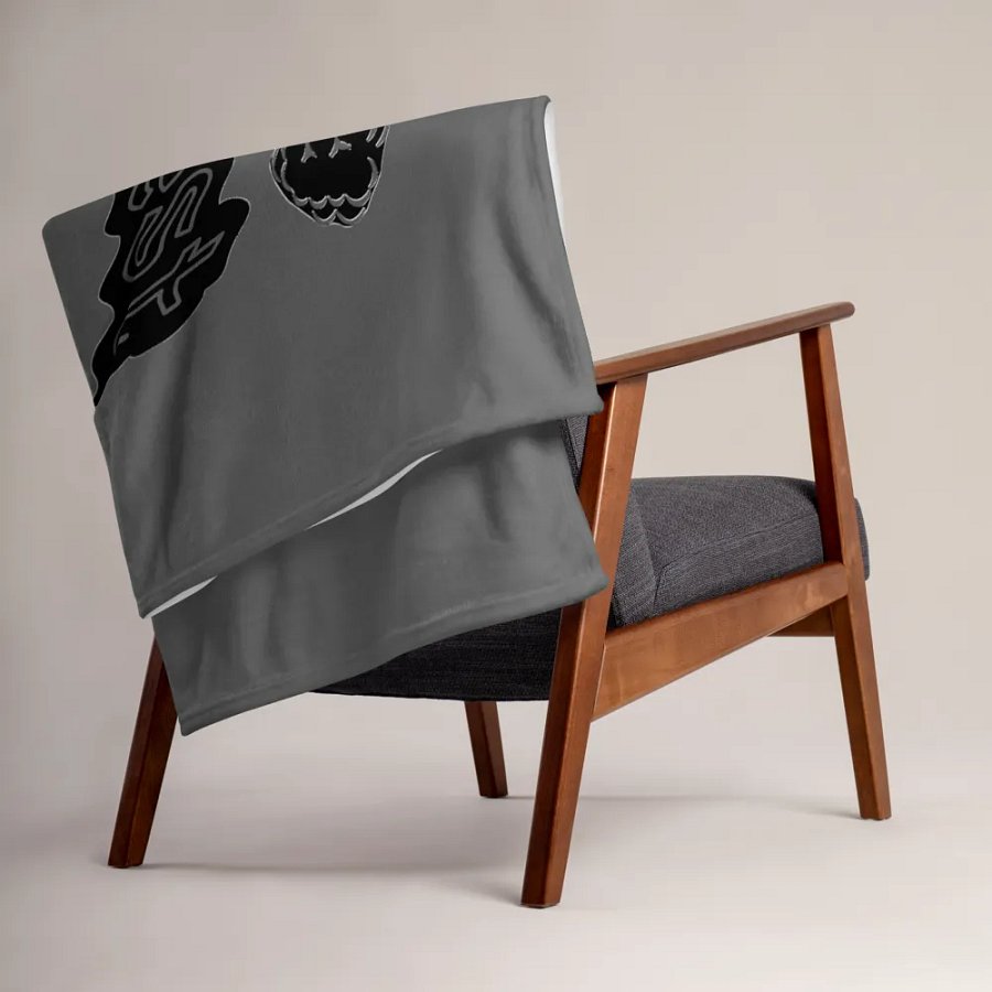 Never stop doing your best just because someone doesn't give you credit Throw Blanket product image (3)