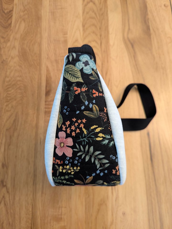 Floral Canvas Crescent Bag product image (2)