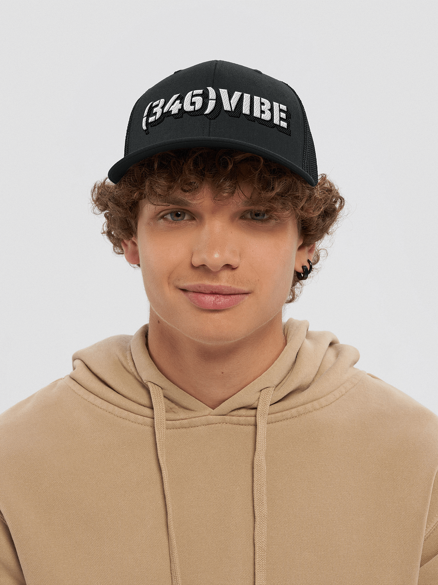 Bold 346 Vibe Trucker Hat product image (29)