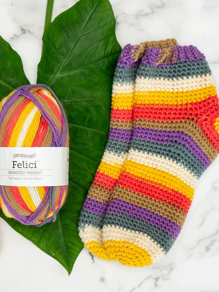 Felici Beginner Crochet Socks product image (2)