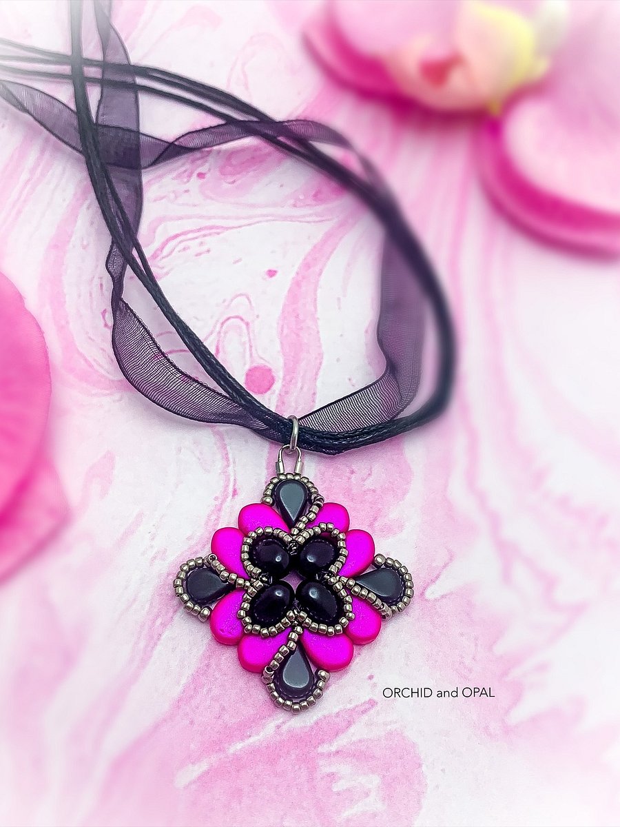 Beading Pattern – Paisley Flourish Earrings and/or Pendant product image (4)