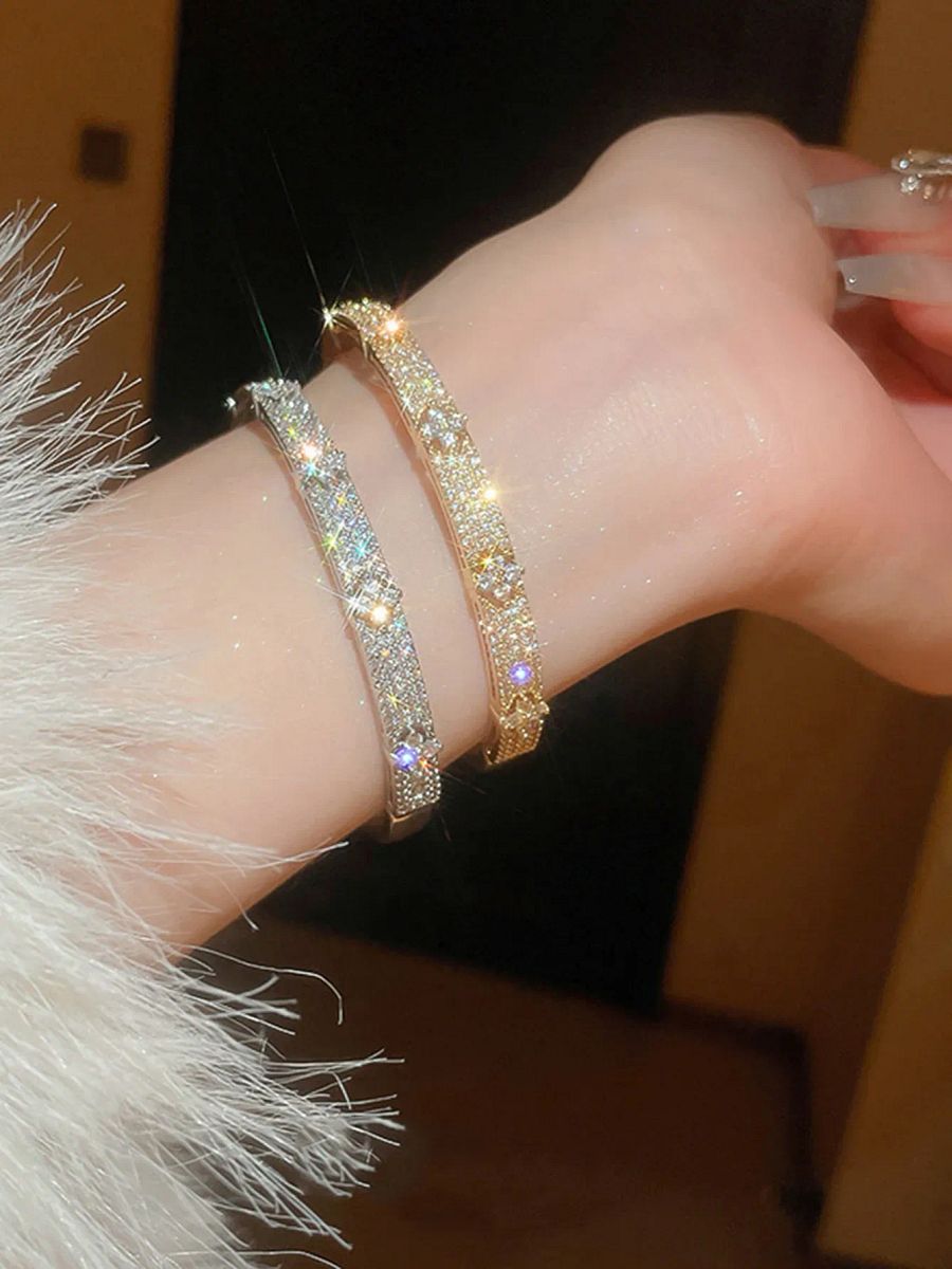 The Lustre Bloom Bracelet product image (12)