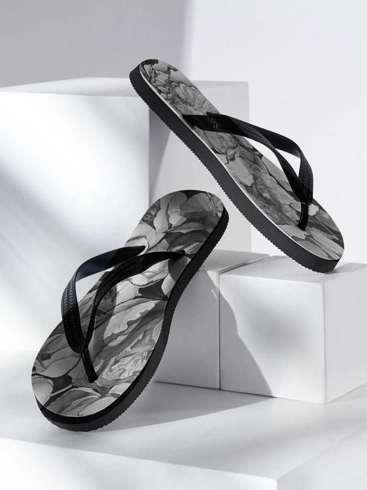B&W Peonies - Flip-Flops product image (2)