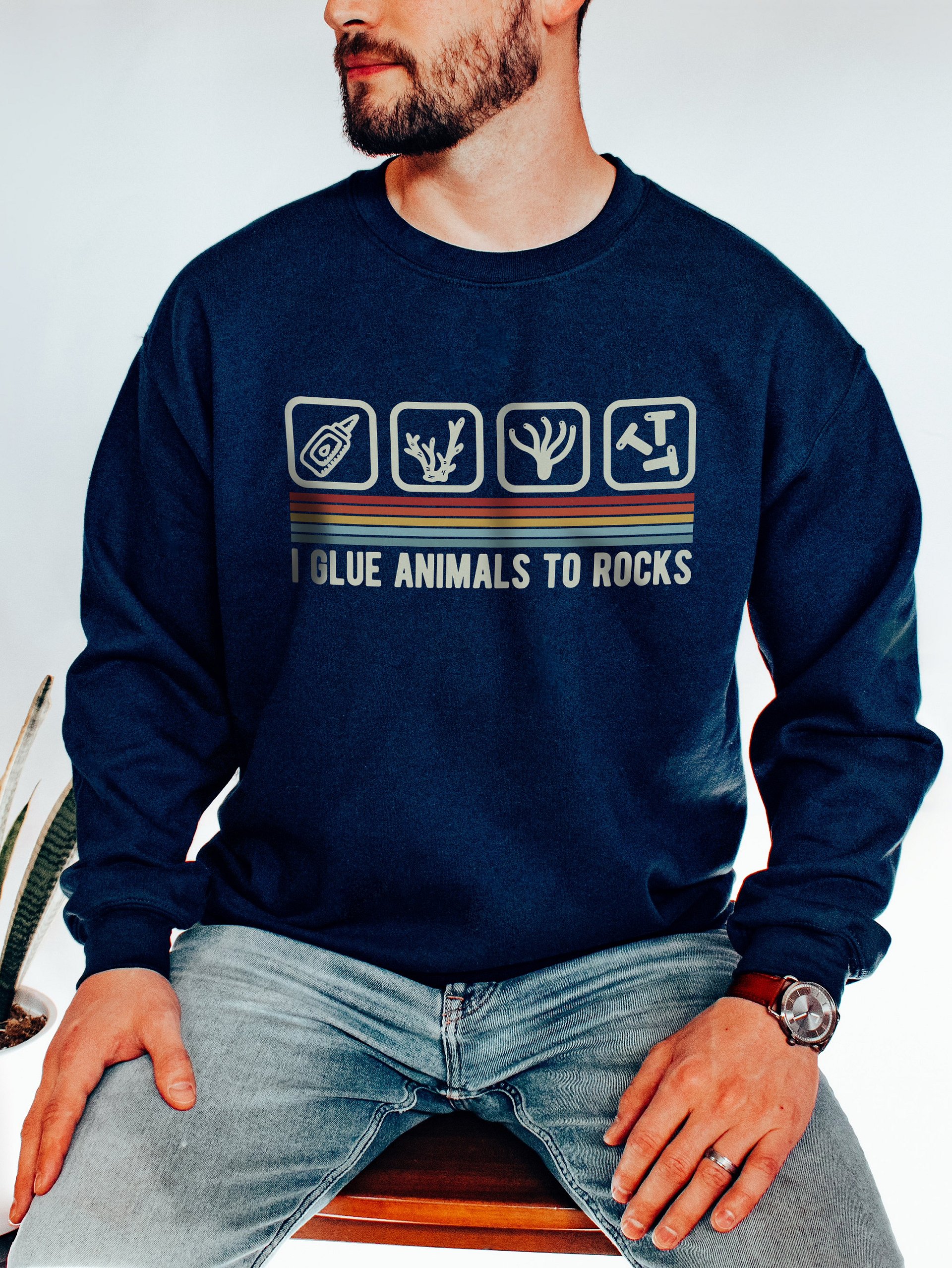 I Glue Animals to Rocks | Sweatshirt for Saltwater and Coral Reef Aquarium Hobbyists product image (15)