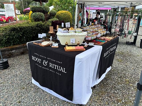 Looking for handmade goods? We are down at @off_camber_brewing tonight as part of the night market. If you’re in the area, st...