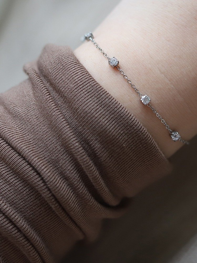 Penta Diamond Bracelet | Silver product image (4)