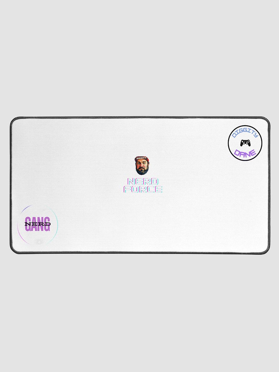 Simple desk mat / mouse pad product image (1)