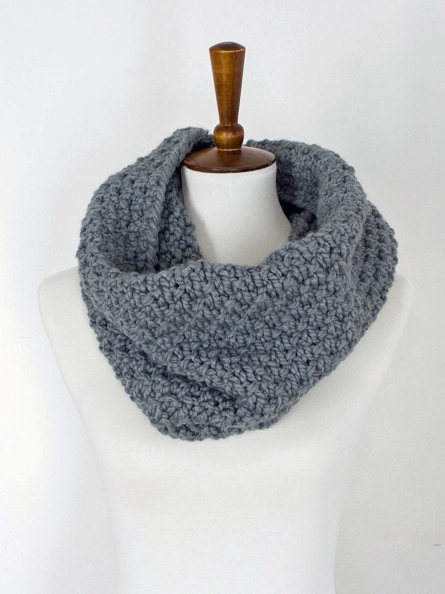 Chunky Cowl Knitting Pattern - Comfy Cozy product image (2)