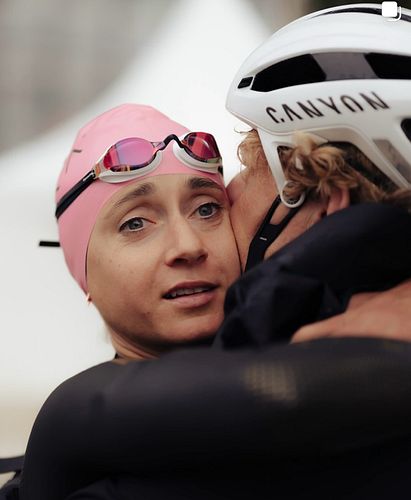 “Being deeply loved by someone gives you strength, while loving someone deeply gives you courage.” 

@laura_philipp_tri and @...