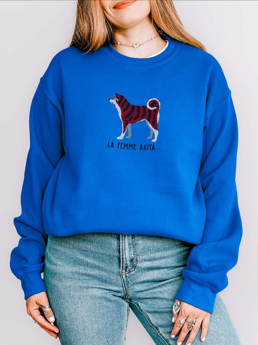 La Femme Akita Sweatshirt (Embroidered) of a Japanese Akita Inu(Red Brindle) product image (2)