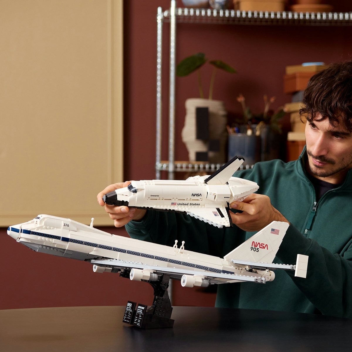 LEGO Aeronava de transport de navete product image (7)
