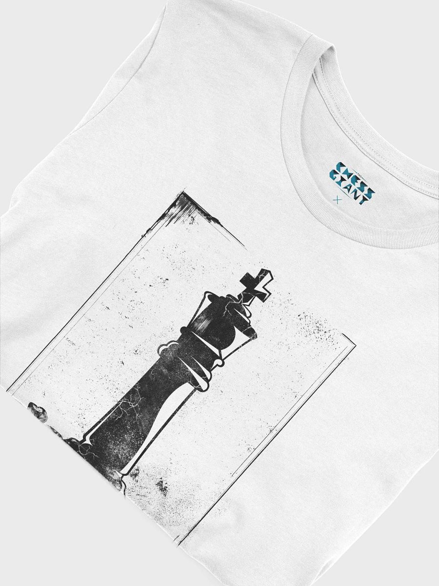 Grunge Chess: The King unisex t-shirt product image (5)