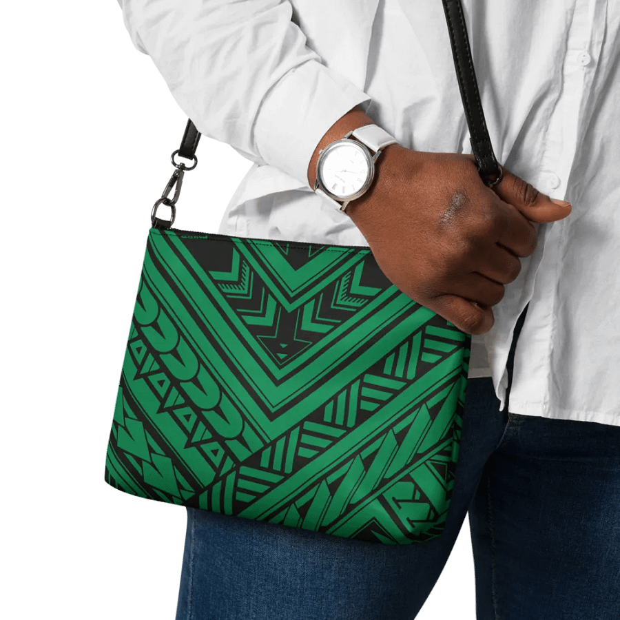 TATAU PARURU Crossbody Adventure product image (11)