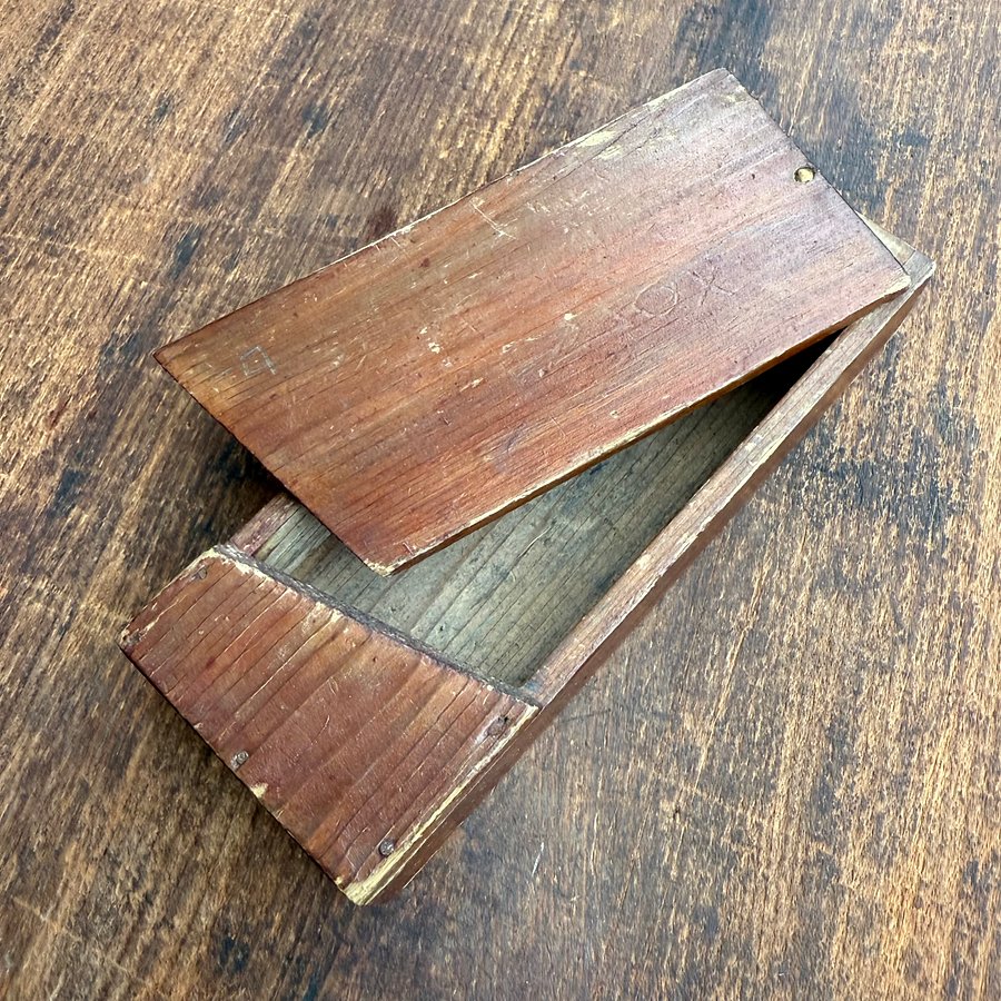 🎎 Antique Japanese Wooden Storage Box with Pivot Lid – Mid-Showa Era – Japan Antique Roadshow product image (1)