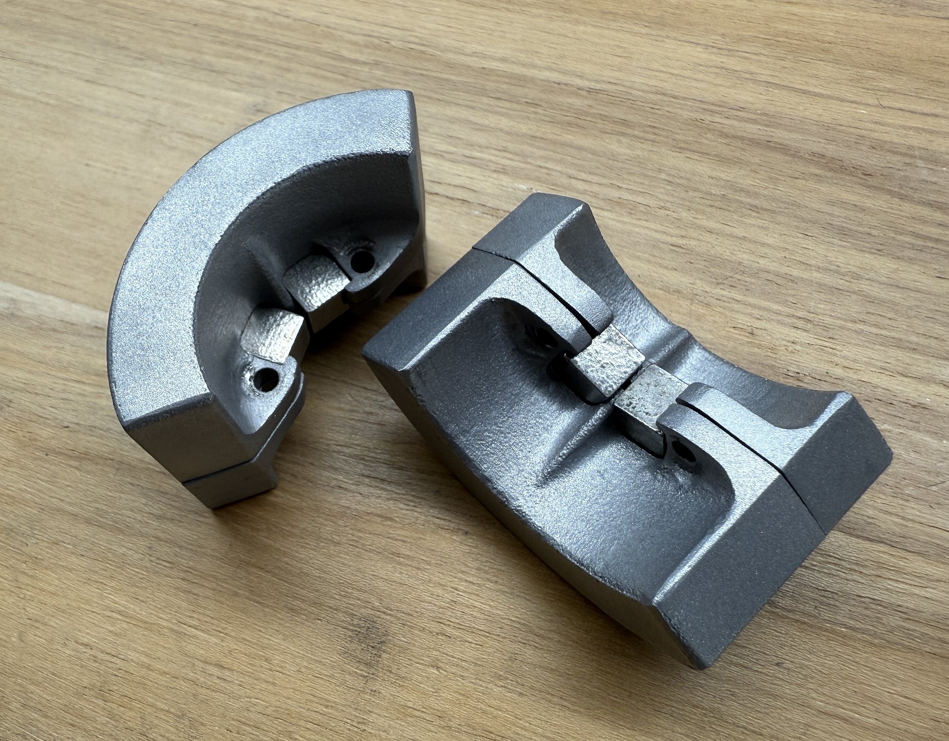 COMING SOON - 2.2 Gen2 Weight Hangers 4-Row (330g) product image (7)