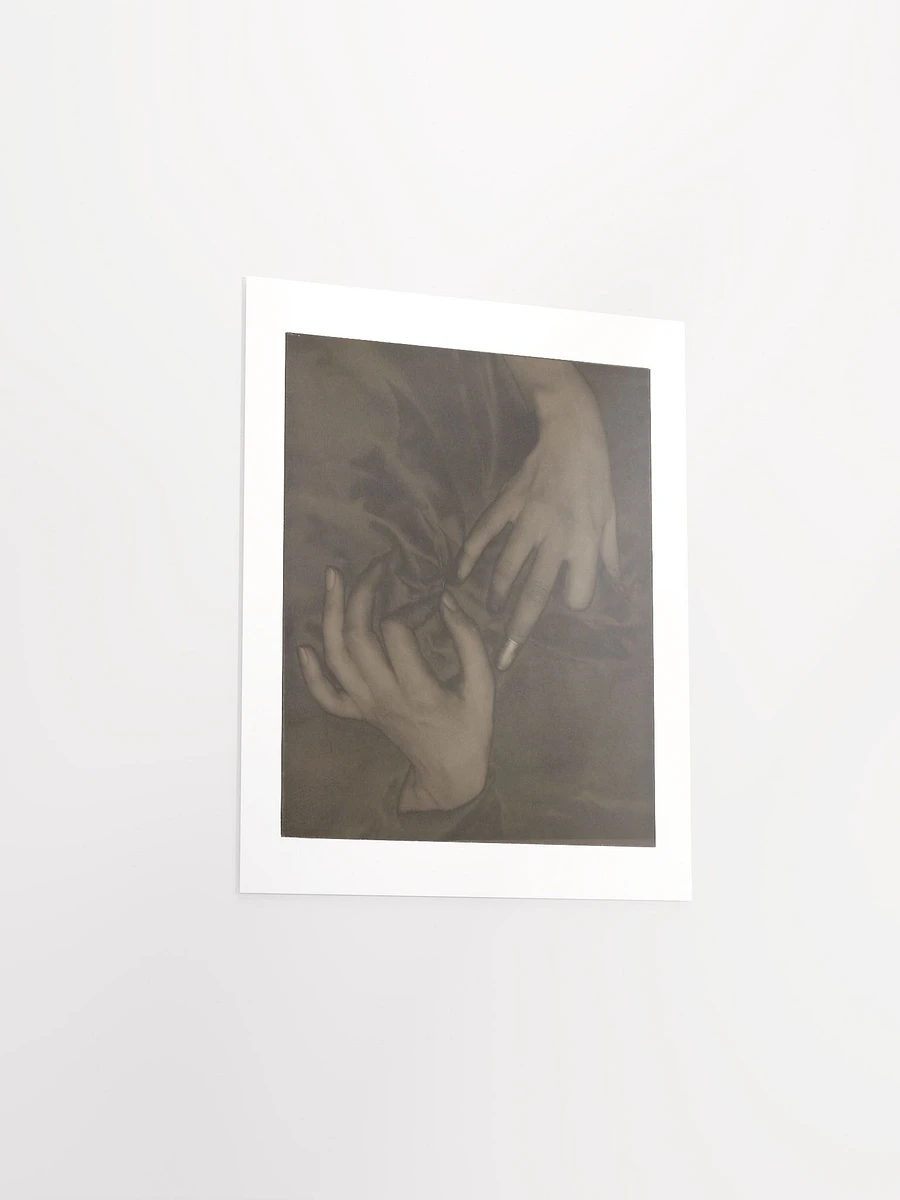 Georgia O’Keeffe - Hands and Thimble By Alfred Stieglitz (1919) - Print product image (3)