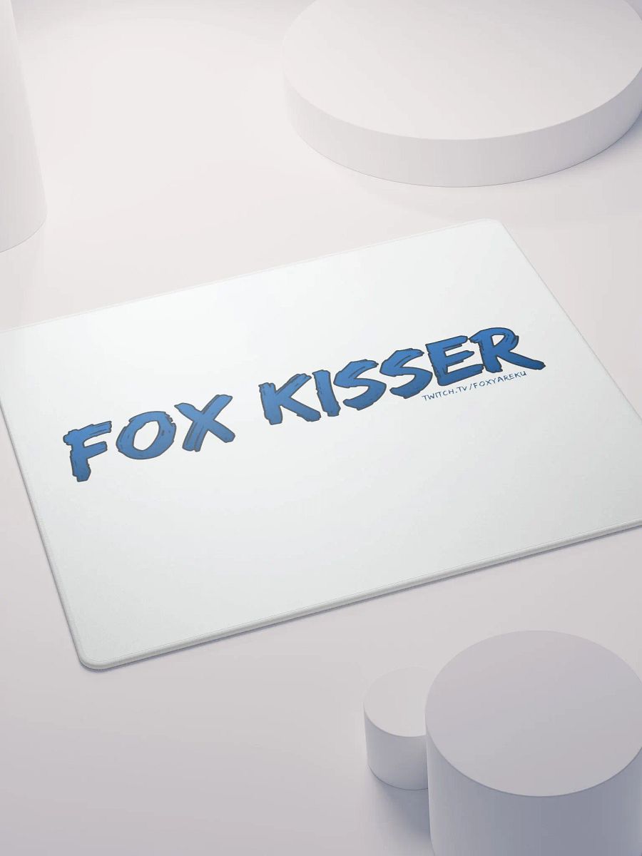 Simple Fox Kisser Mousepad product image (7)